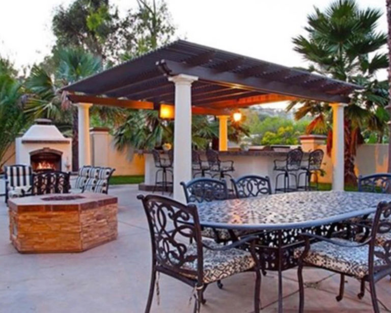 Lattice Laguna Freestanding Photo Patio KIts Direct